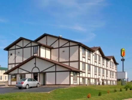 Super 8 Springfield North I-44 Hotel Exterior photo